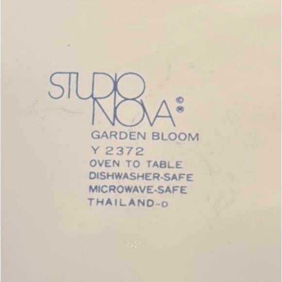 Mikasa Studio Nova Garden Bloom Set of 2 Salad Side Dessert Plates Dishes - Picture 6 of 7